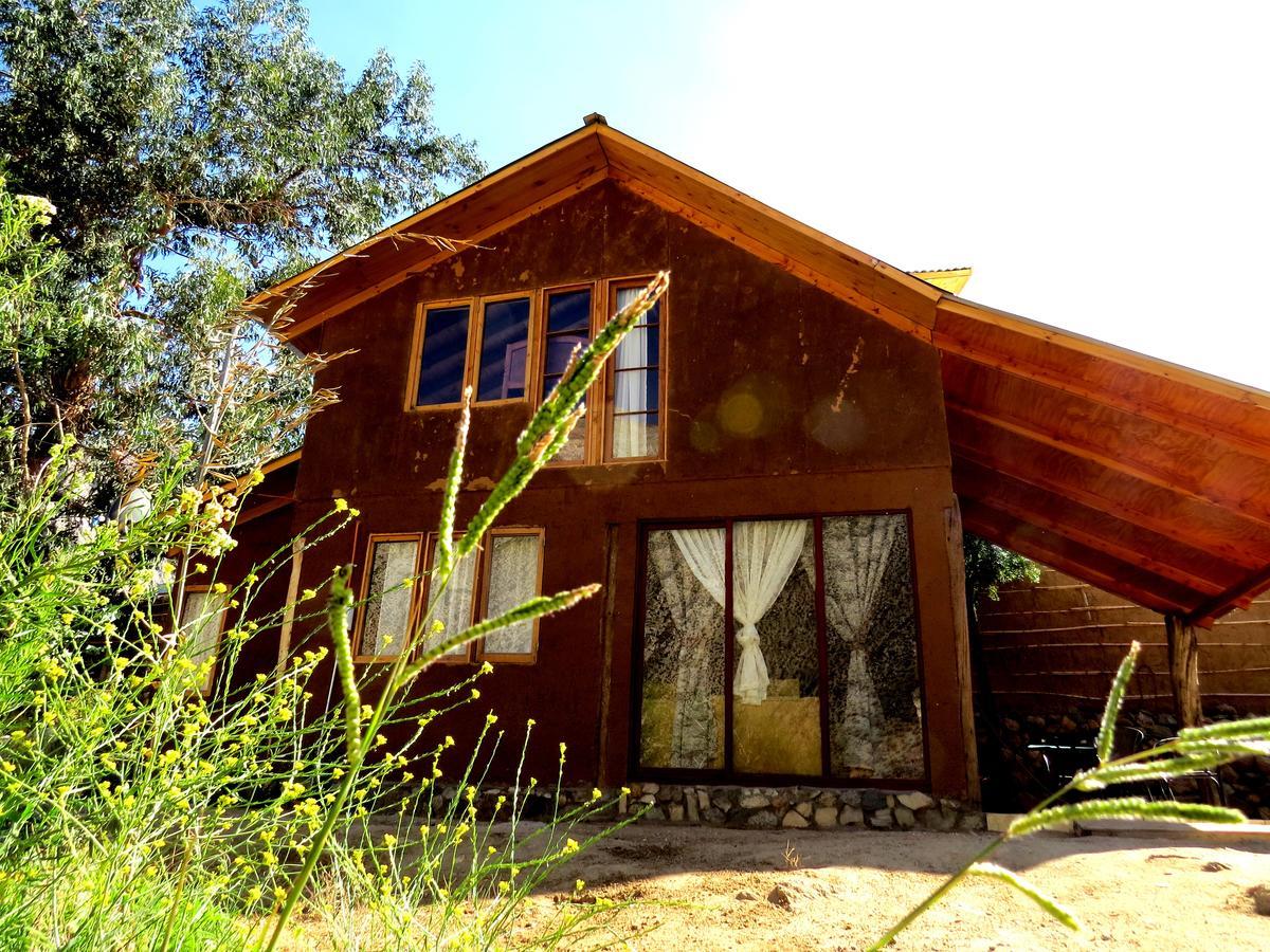 Refugio El Colorado De Cochiguaz Alojamento Cochiguaz